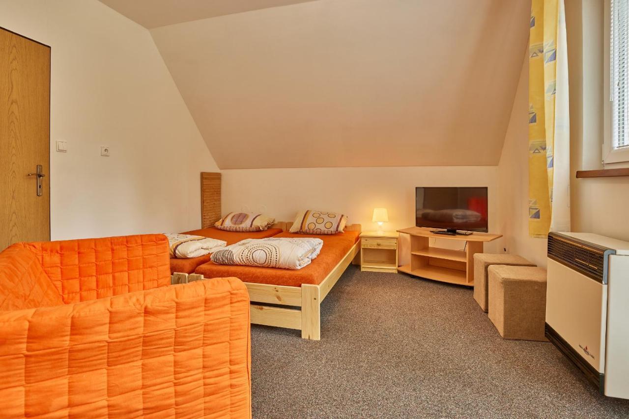 Camp Dolce Hotel Trutnov Exterior photo