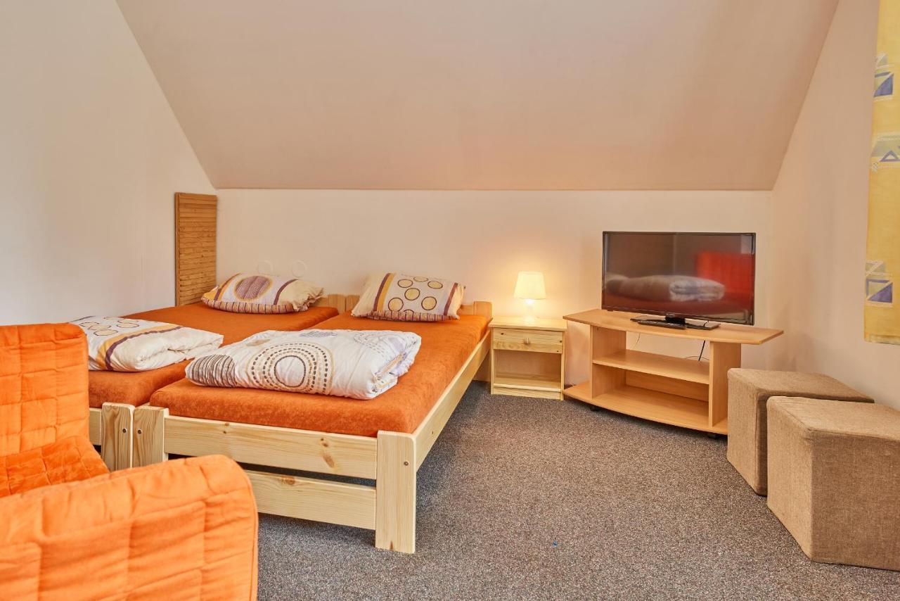 Camp Dolce Hotel Trutnov Exterior photo