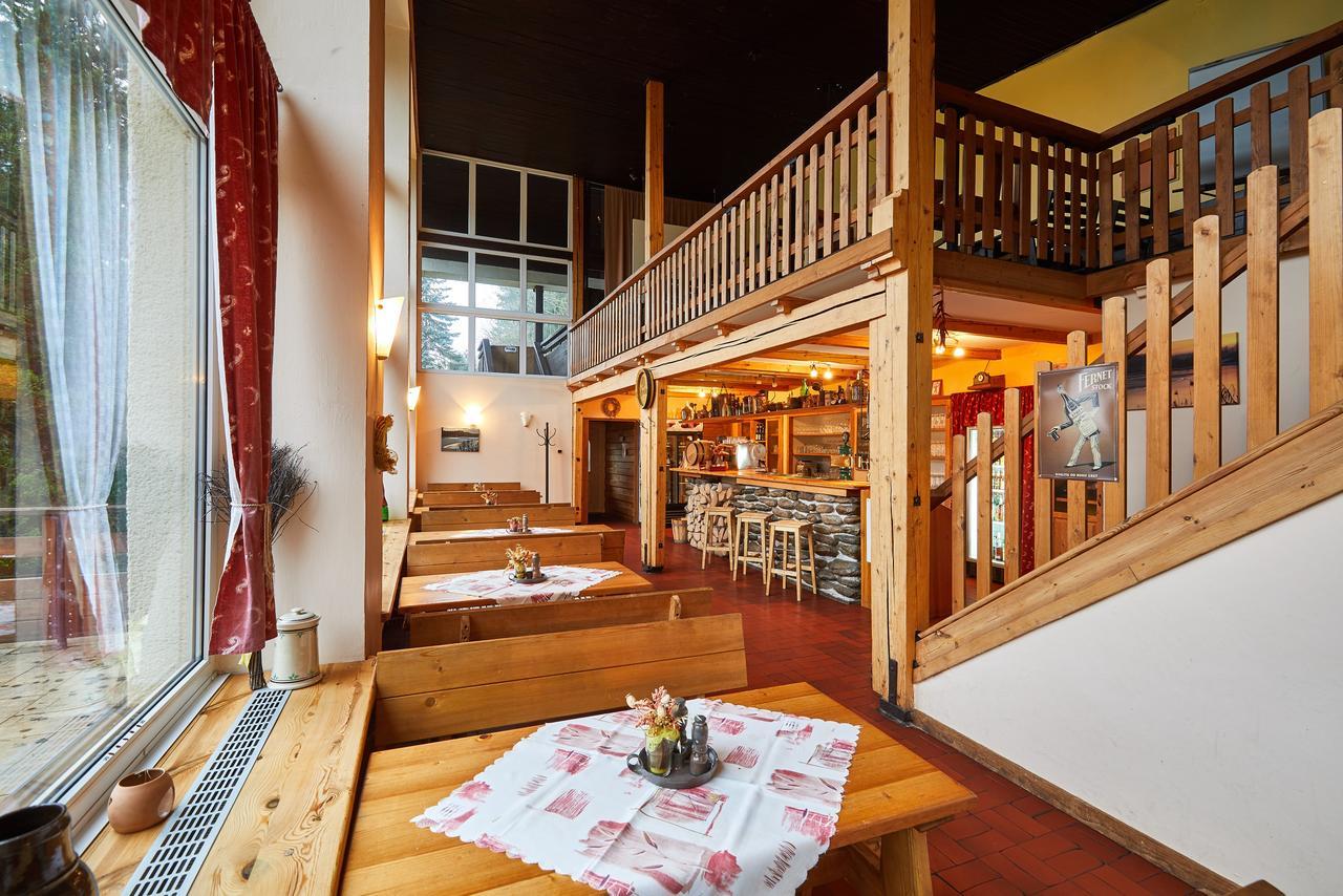Camp Dolce Hotel Trutnov Exterior photo