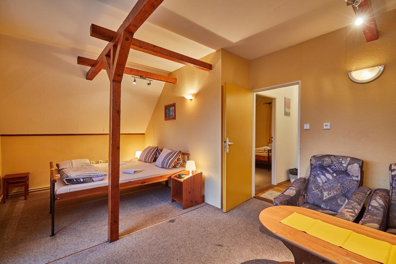 Camp Dolce Hotel Trutnov Exterior photo